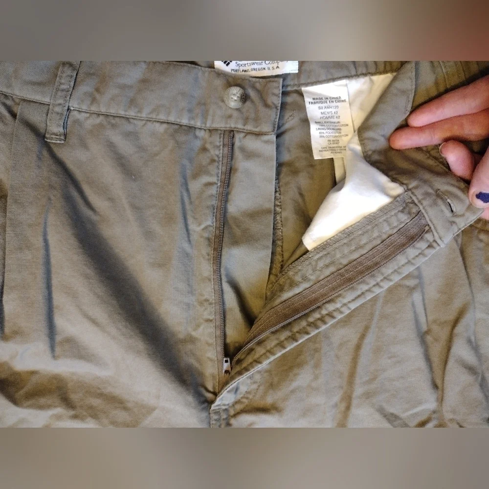 Columbia Men's Olive Cargo Outdoor Sportswear Casual Shorts Men's 42